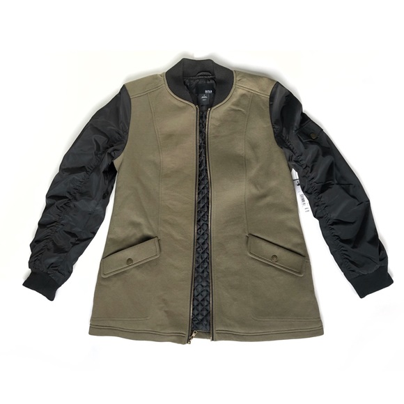 SALE🎉NWT Olive Green & Black Jacket - Picture 3 of 8